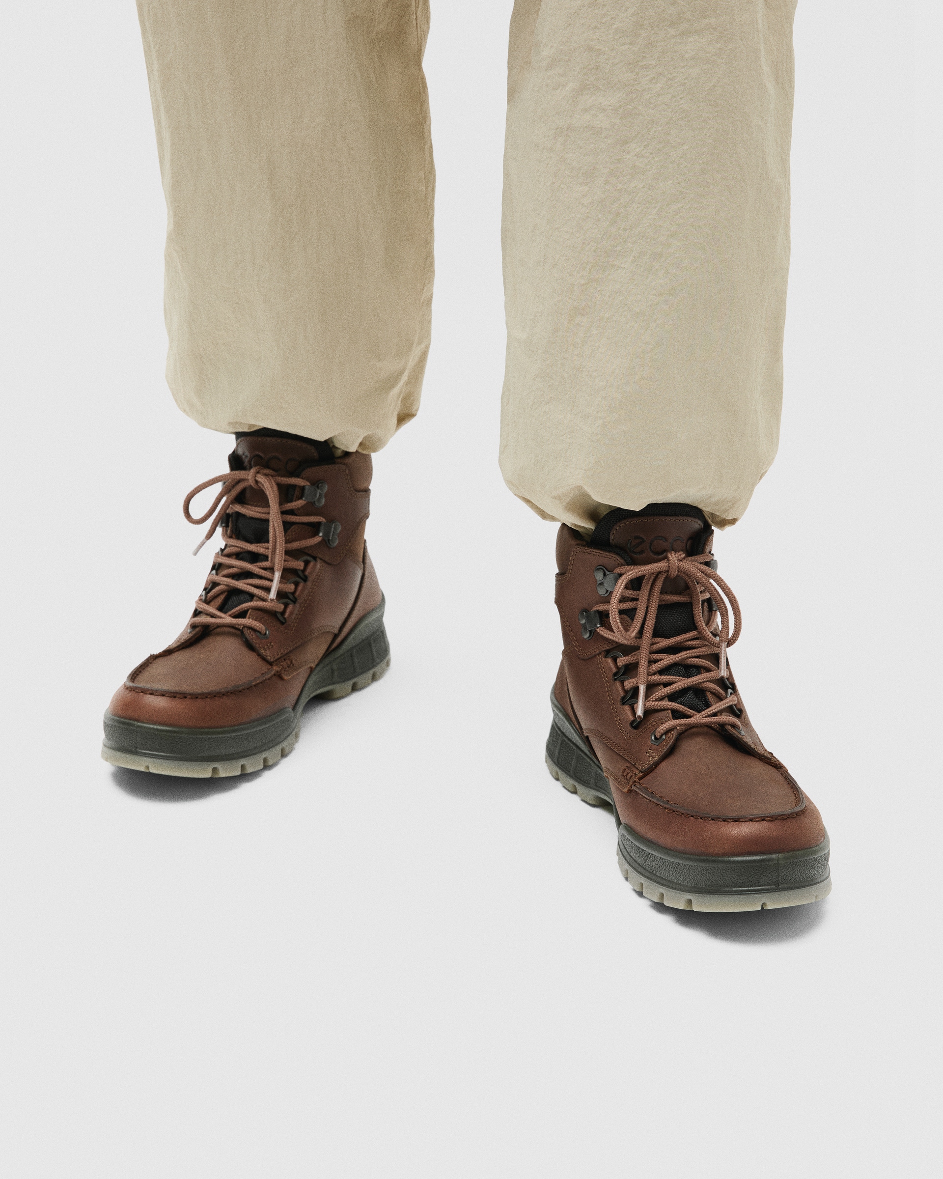 ECCO TRACK 25 M MID GTX - Brown - Lifestyle image-1