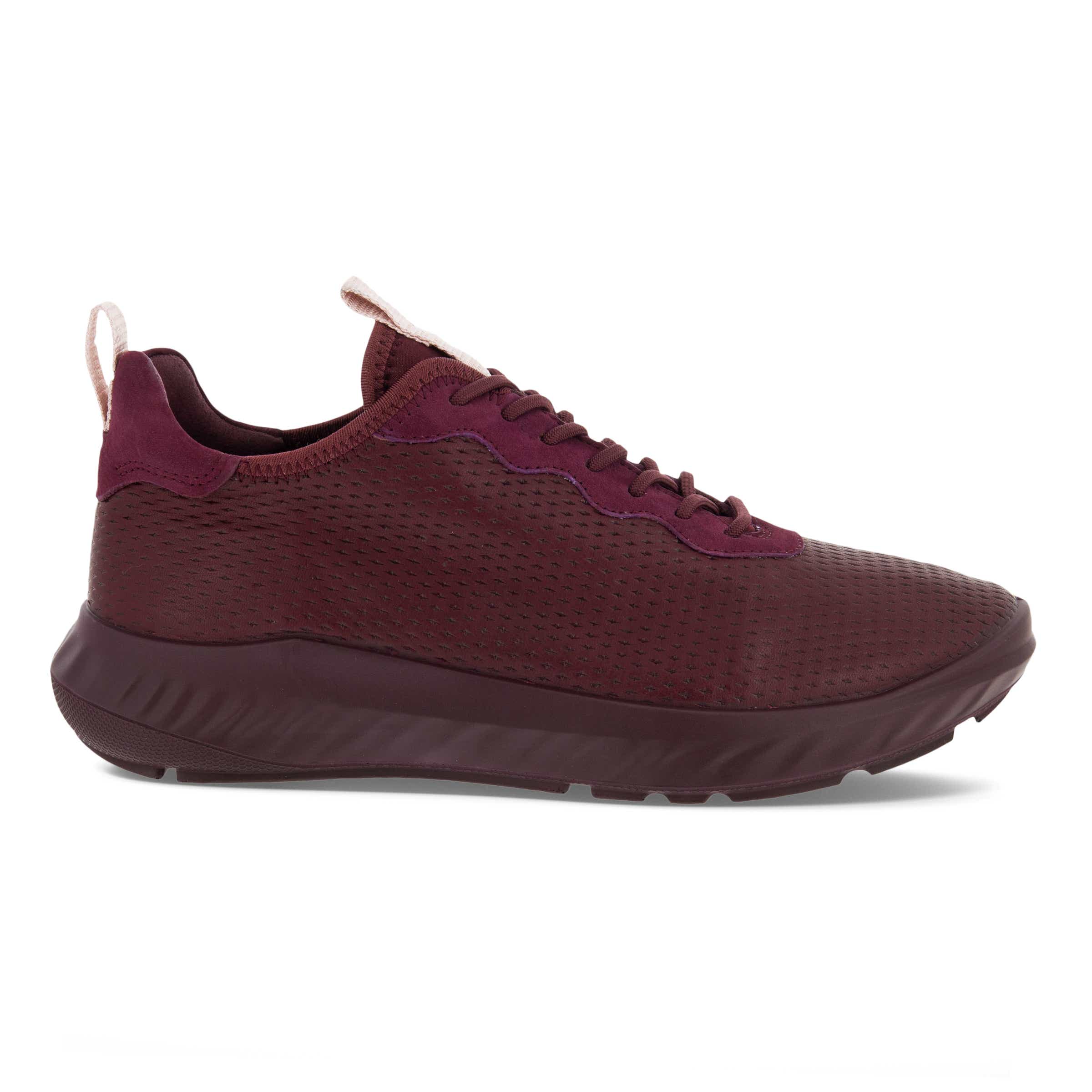 ECCO Women Ath-1F Street Style Leather Sneakers - Black - Outside