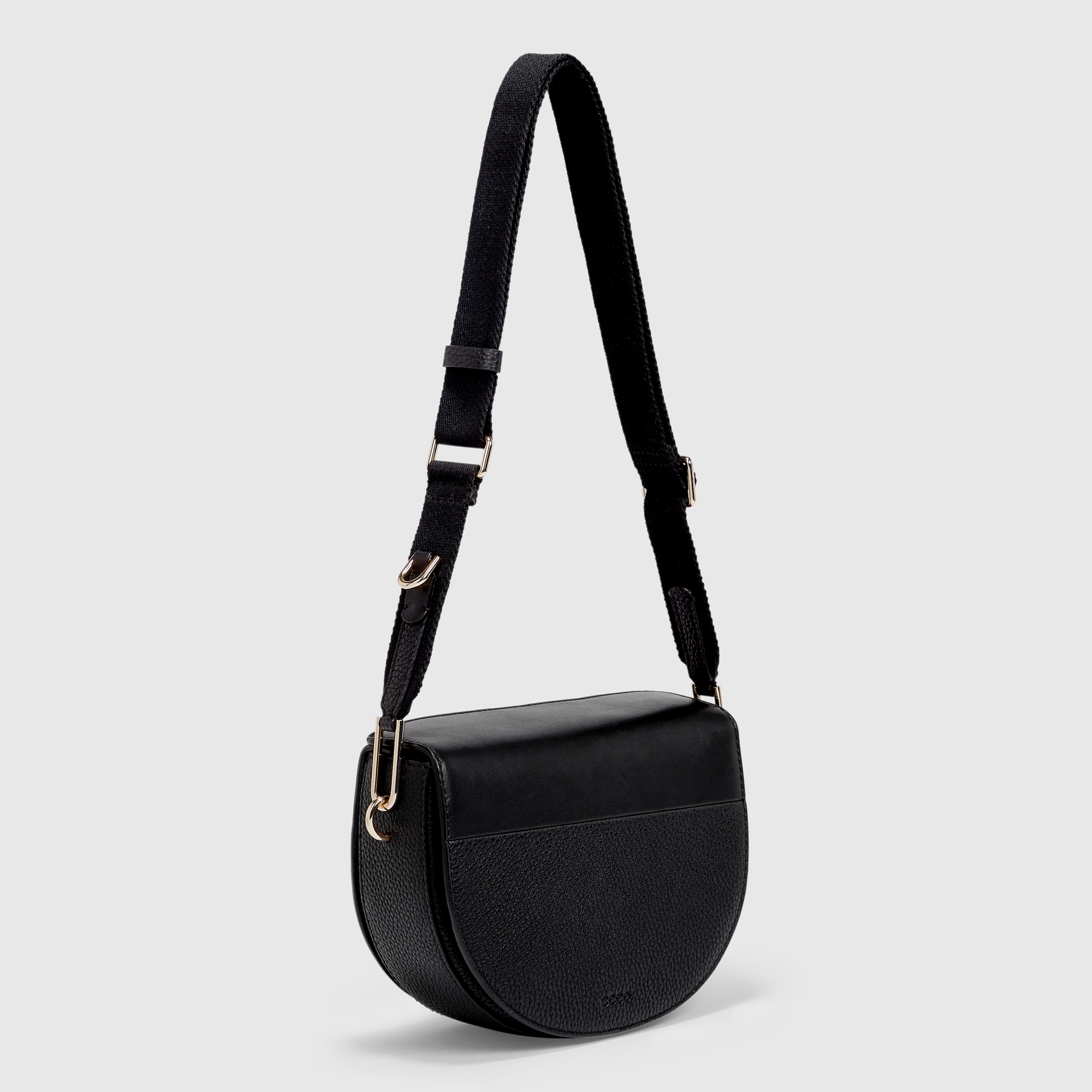 ECCO® Textureblock Leather Saddle Bag Black