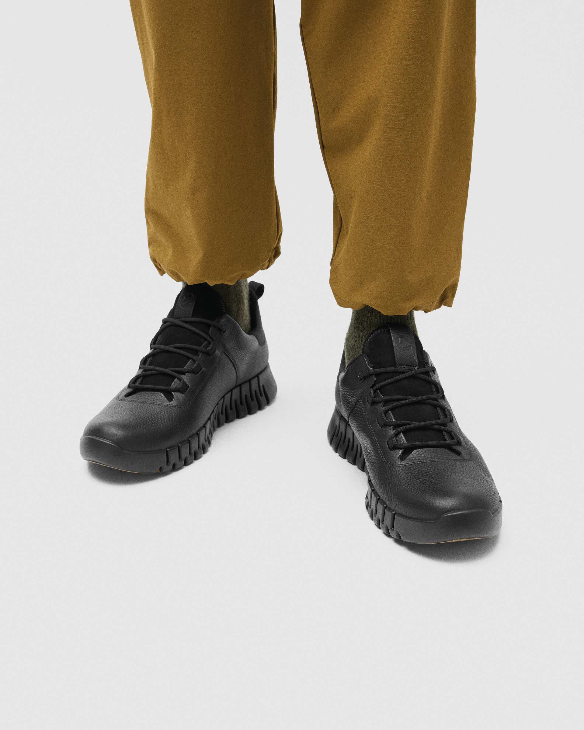 Men's ECCO® Gruuv Leather Gore-Tex Sneaker - Black - Lifestyle image-1