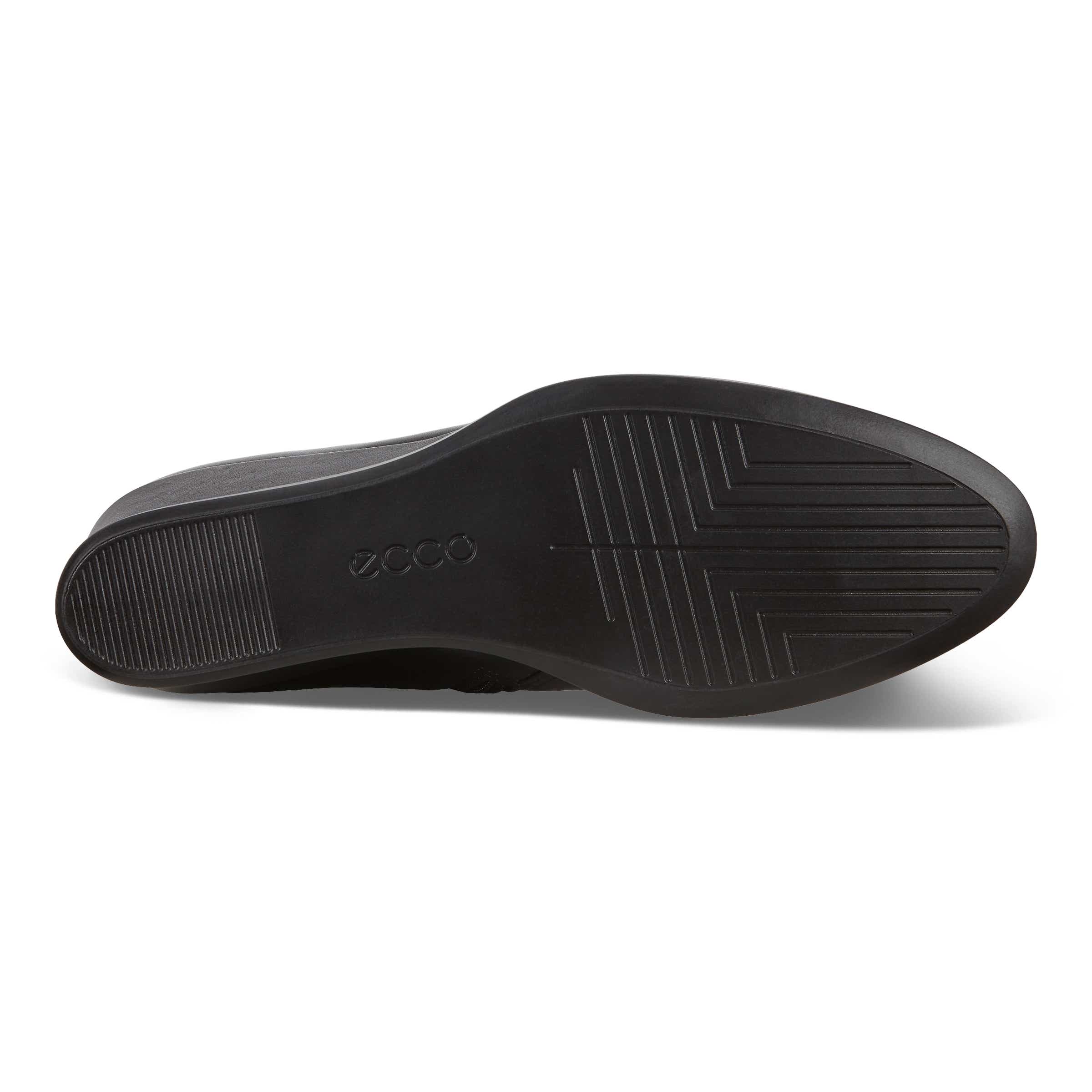 ECCO Shape 45 Wedge Ankle Boot - Black - Sole