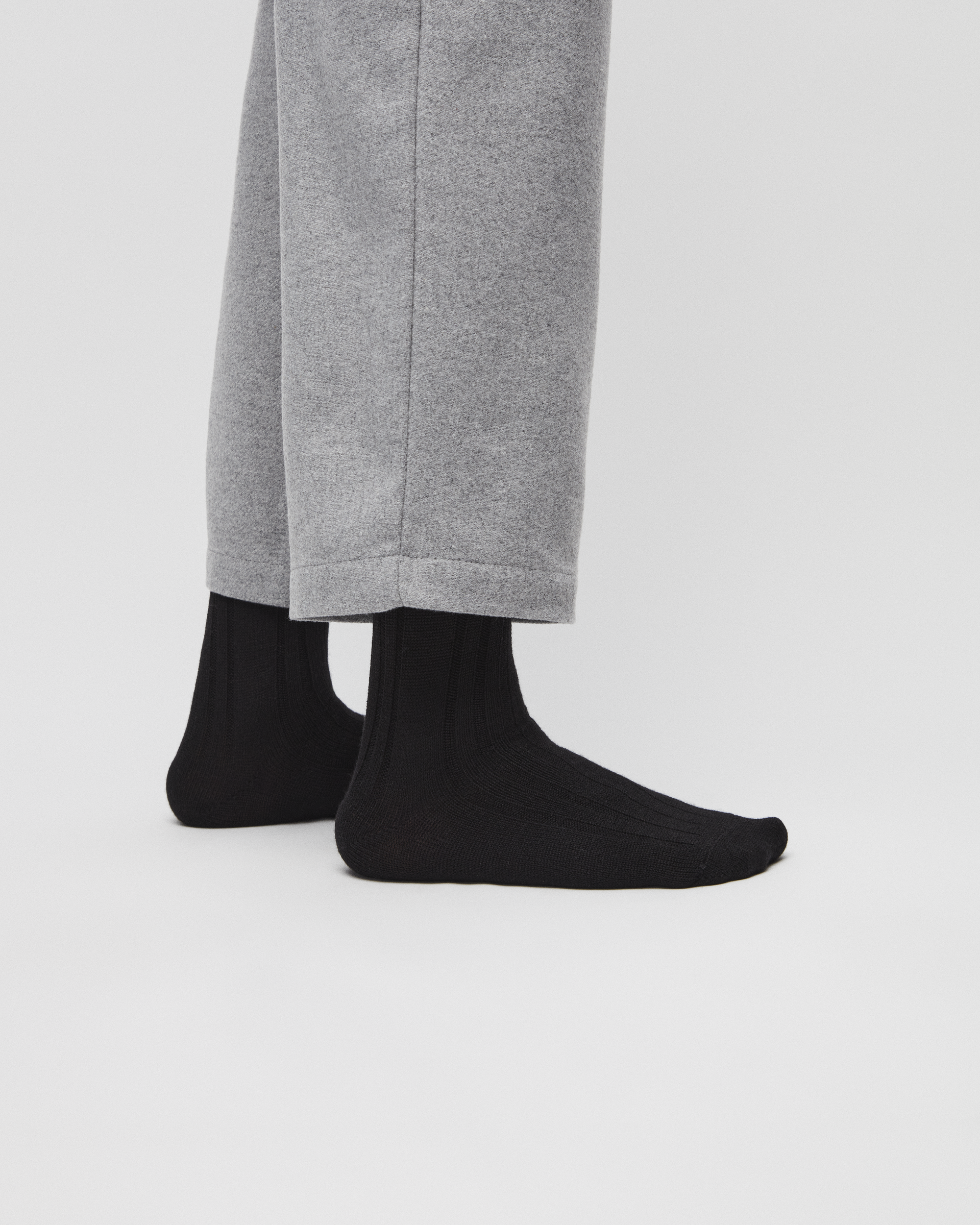 ECCO HYGGE RIBBED MID-CUT SOCKS