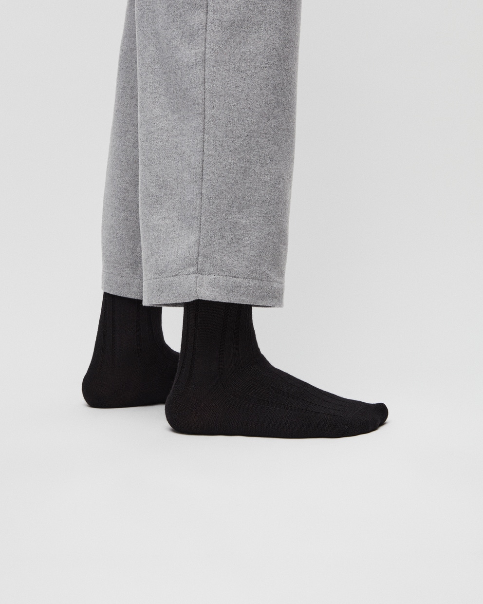 ECCO® Hygge Ribbed Mid-Cut Socks - Black - Lifestyle image-1