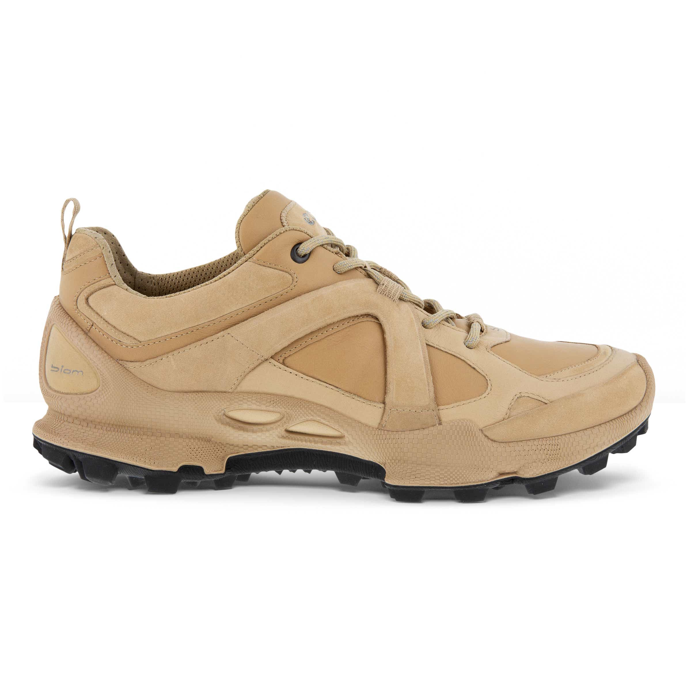ECCO BIOM C Trail Low メンズ レザーアウトドアスニーカー - ベージュ - Outside