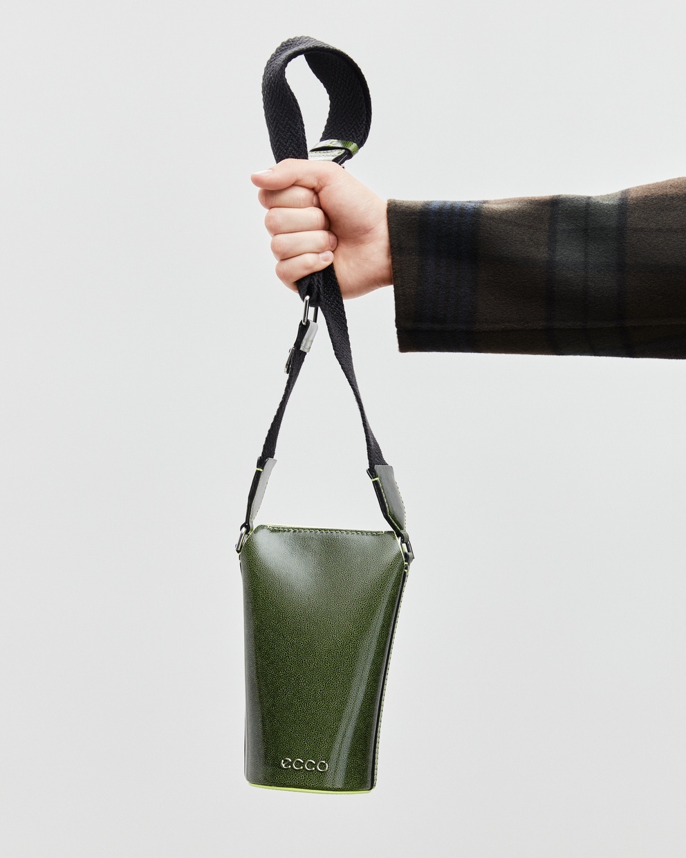 ECCO POT BAG  - Green - Lifestyle image-1