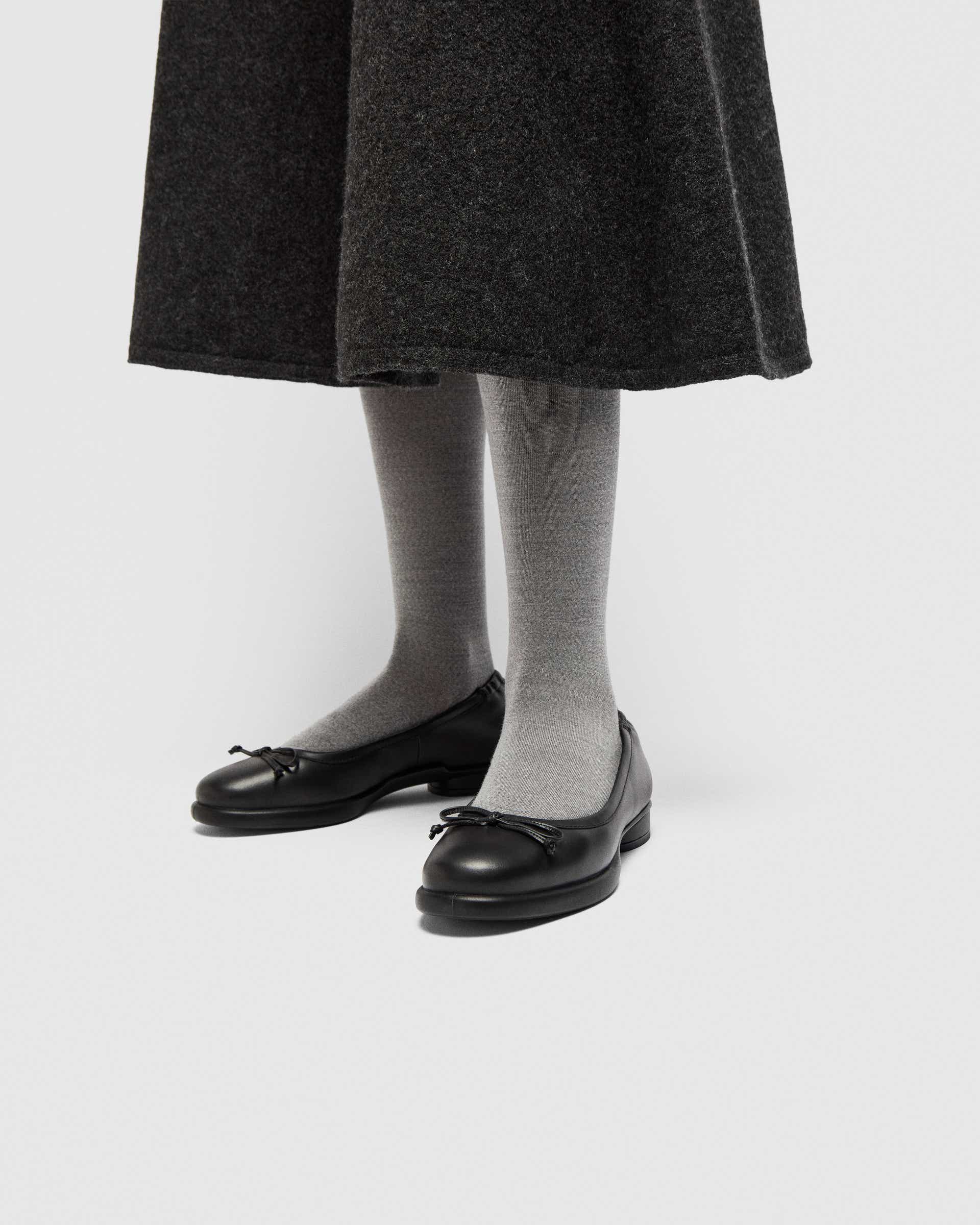 Women's ECCO® Sculpted LX 15 BOW Leather Ballerina - Black - Lifestyle image-1
