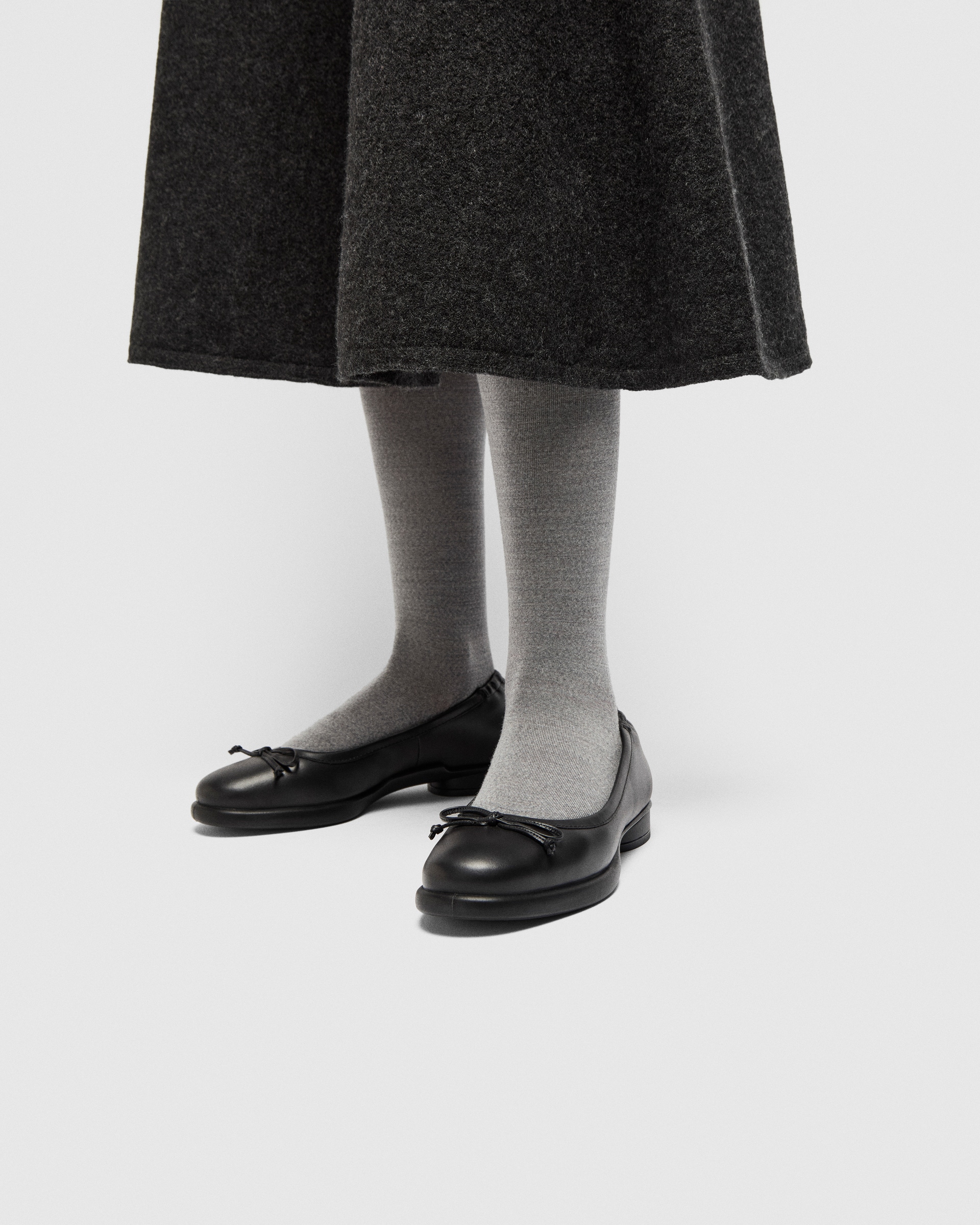 Women's ECCO® Sculpted LX 15 BOW Leather Ballerina - Black - Lifestyle image-1