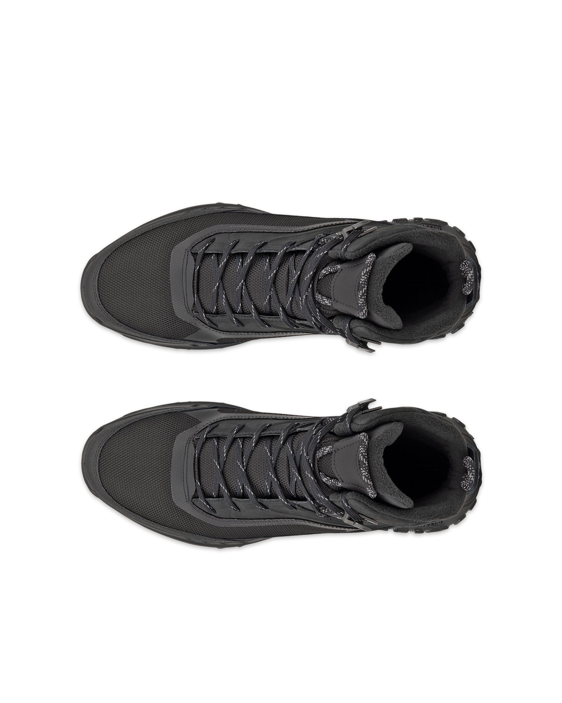 ECCO ULT-TRN