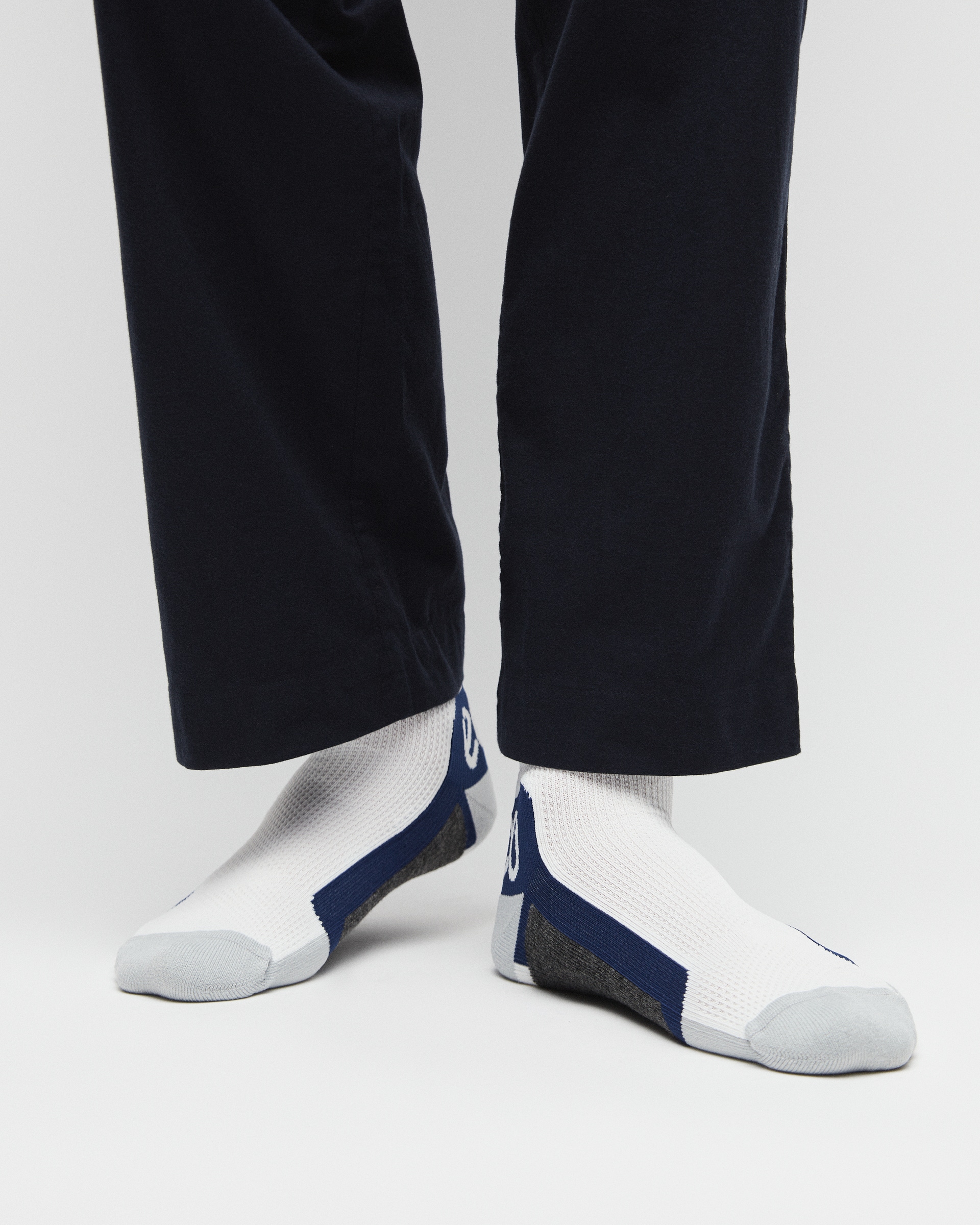 Unisex ECCO® Tech Sporty Functional Ankle Socks - White - Lifestyle image-1