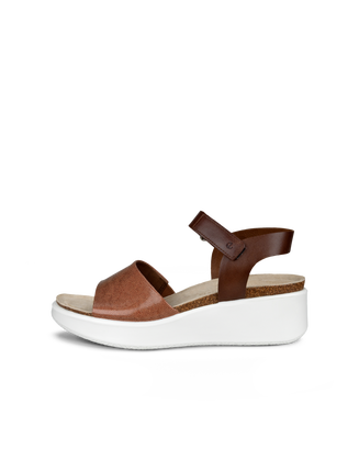 ECCO® Flowt sandale compensée liège et cuir pour femme - Brun - Outside