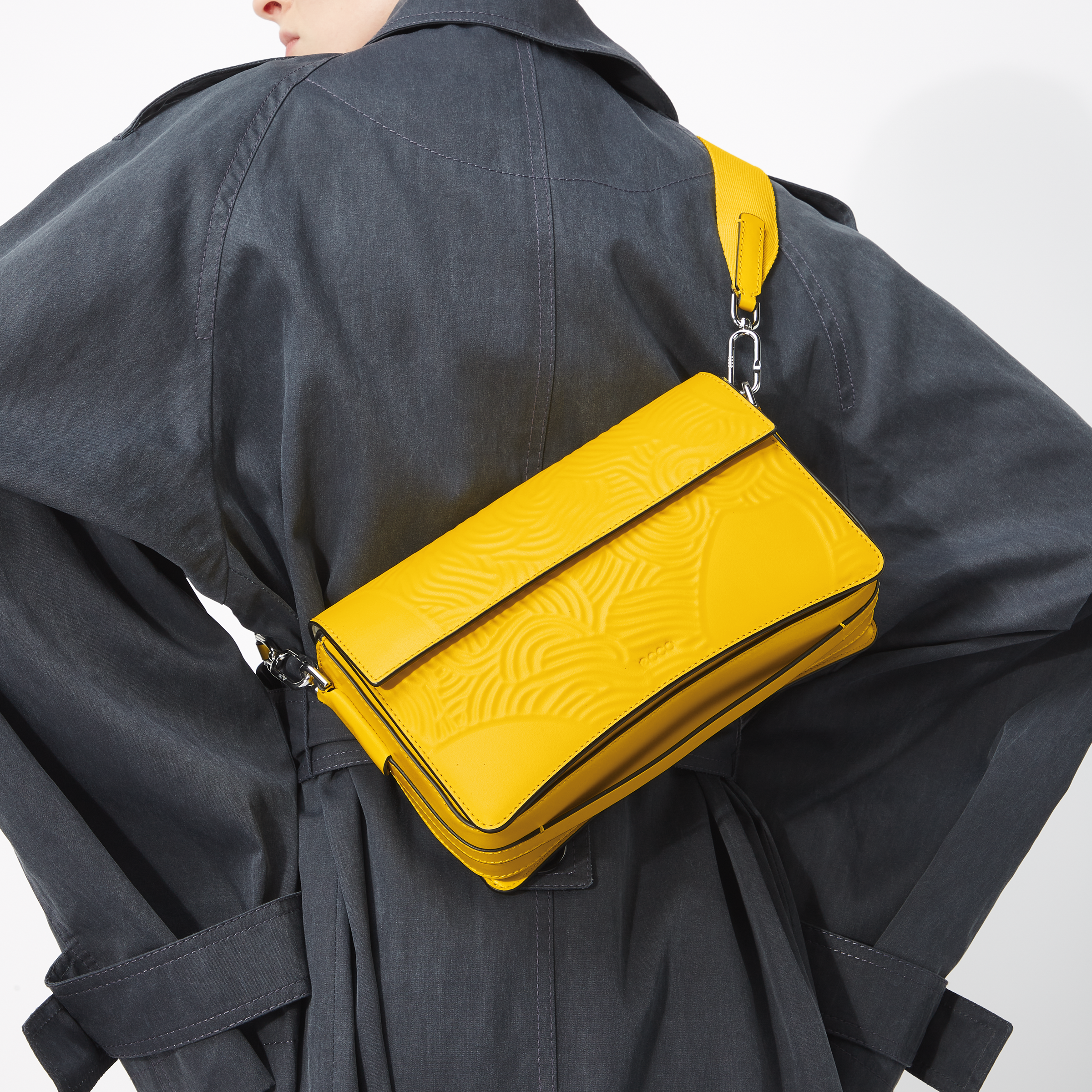 ECCO® Pinch Leather Crossbody Bag | Yellow
