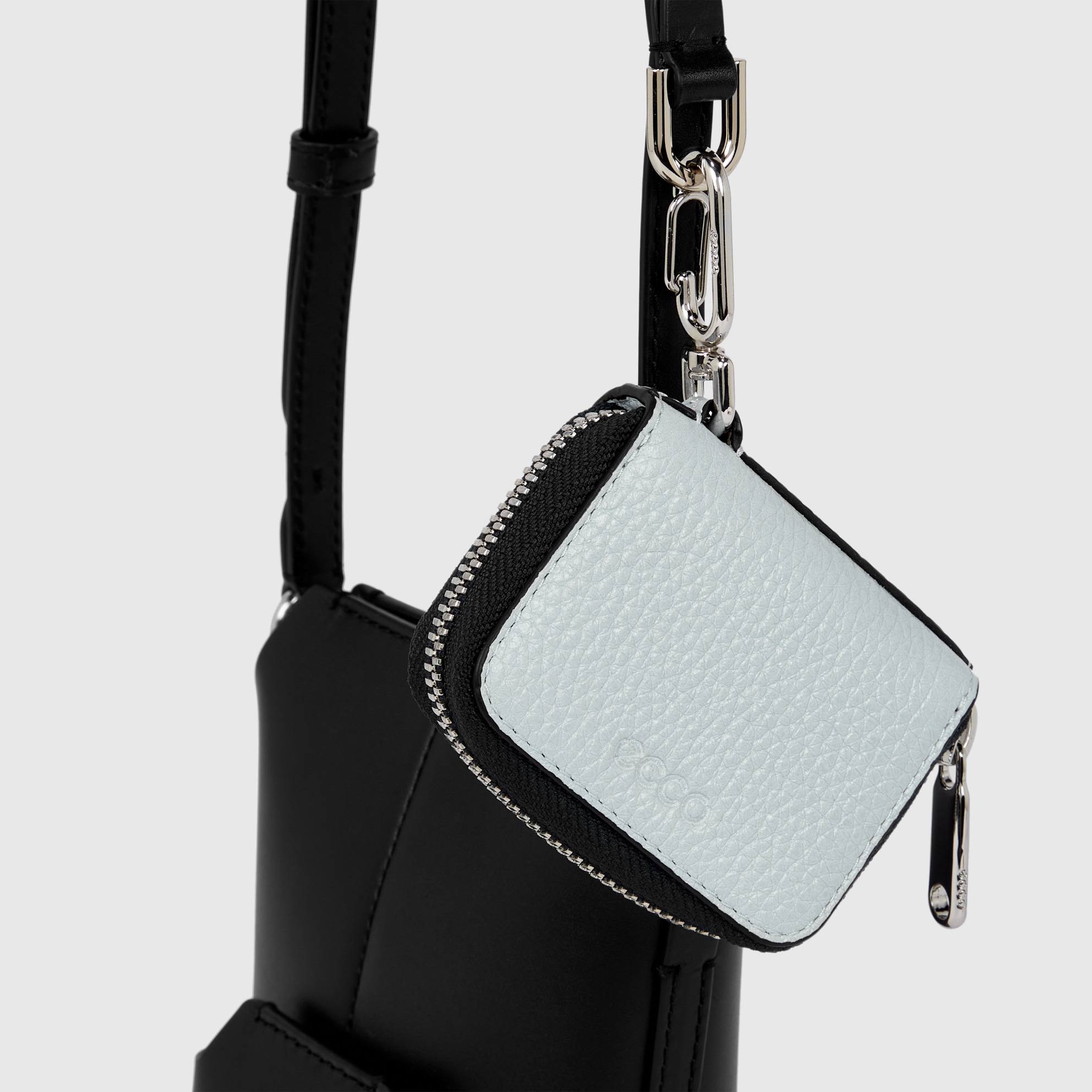 ECCO® Pot Double Leather Crossbody Bag - Black - Detail-1