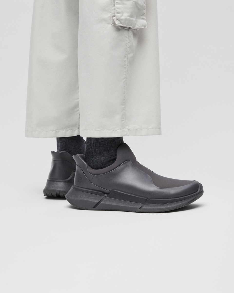 Leather slip on sneakers discount