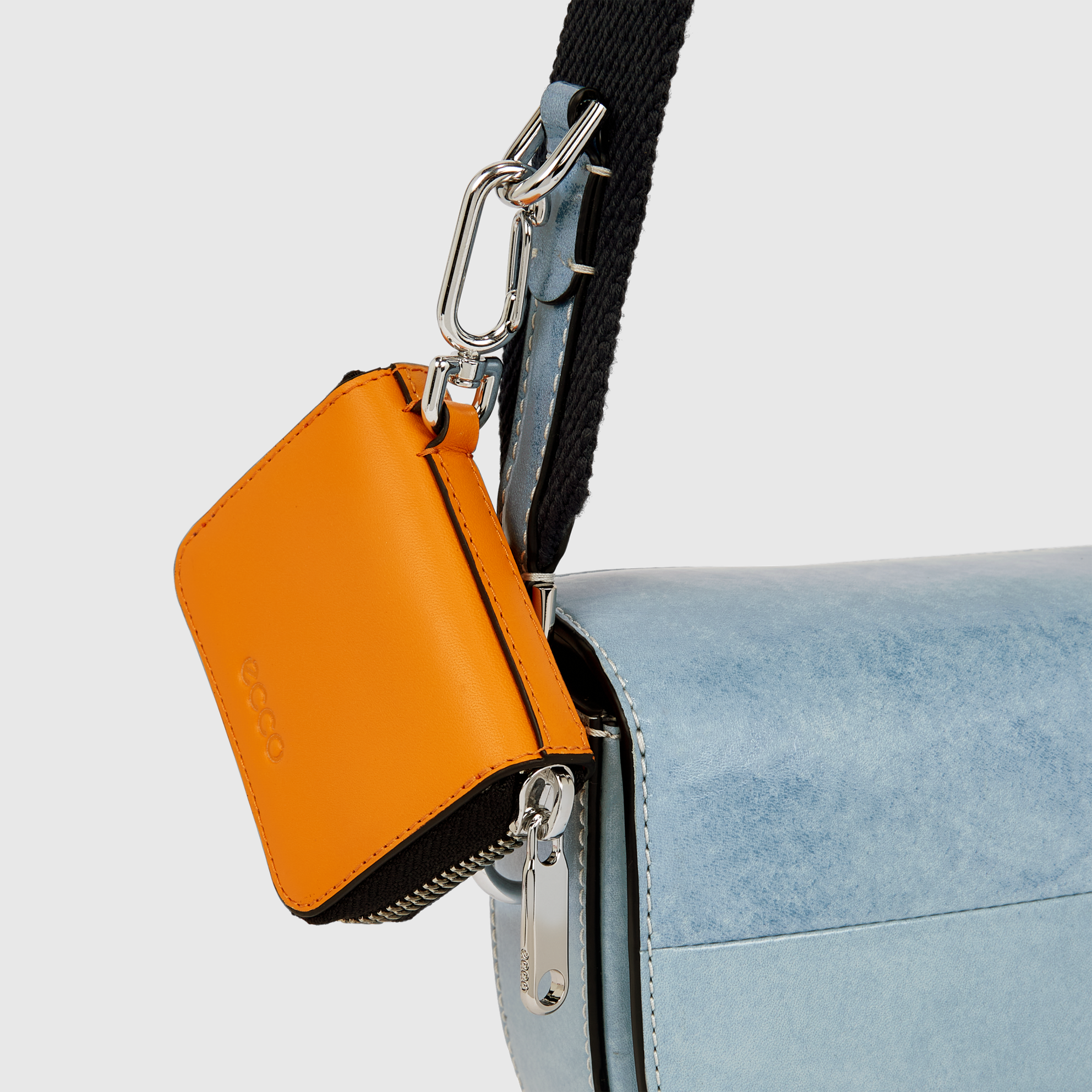 ECCO® Indigo Leather Saddle Bag - Blue - Detail-2