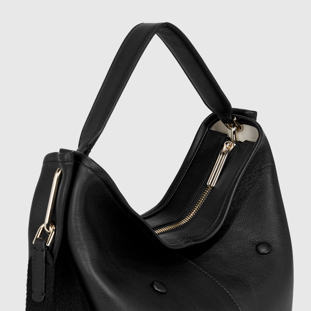 ECCO® Takeaway Leather Shoulder Bag - Black - Detail-1